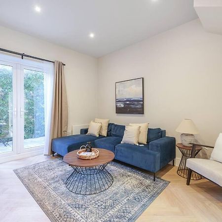 Cosy Tooting Retreat: 2-Bed Gem Apartment London Exterior photo
